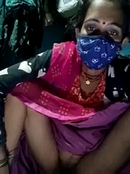 Mohni Das online show from November 4, 2025, 10:02 pm