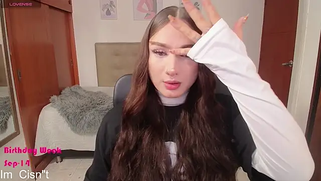 Miley Baker online show from September 19, 2025, 1:48 pm