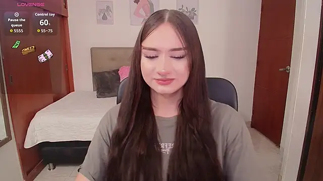 Miley Baker online show from September 11, 2025, 1:44 pm