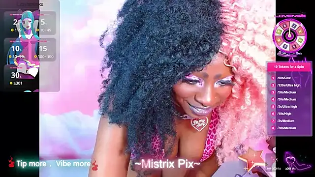 Snapshot of Pixiebob25 chatting on December 19, 2024, 6:01 pm Pixiebob25 online show from December 19, 2024, 6:01 pm