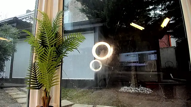 Naila18 online show from March 12, 2026, 6:17 am