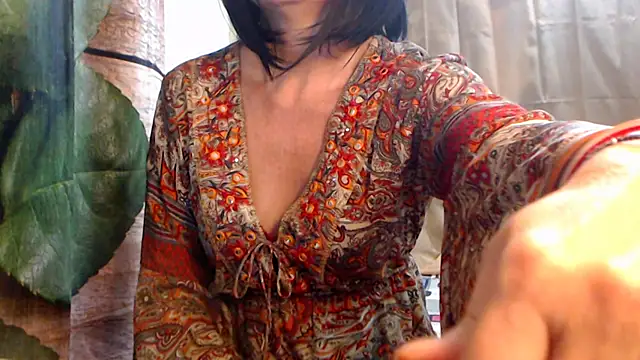 Snapshot of FUN4TIPS chatting on January 9, 2026, 3:24 am FUN4TIPS online show from January 9, 2026, 3:24 am