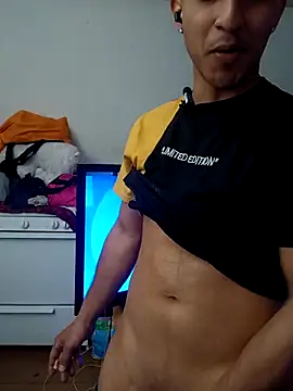 Torresmor online show from February 20, 2026, 12:29 am