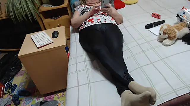 Margaret-milf online show from April 19, 2026, 5:47 pm