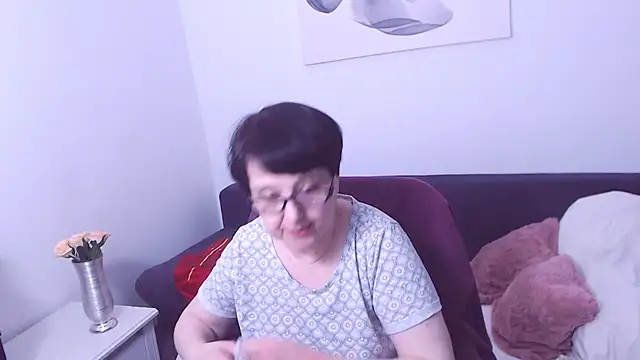 Snapshot of ChristaRose chatting on May 16, 2026, 1:37 am ChristaRose online show from May 16, 2026, 1:37 am