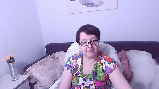 Snapshot of ChristaRose chatting on May 31, 2026, 3:18 pm ChristaRose online show from May 31, 2026, 3:18 pm