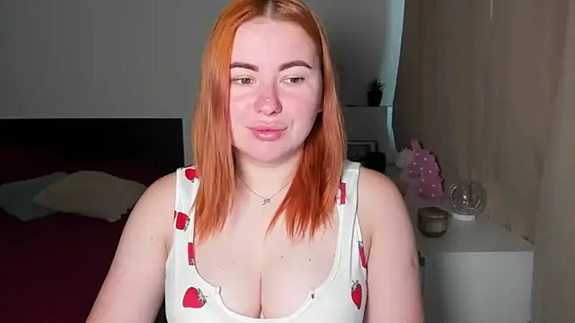 LAYLAxSTAR online show from July 6, 2026, 6:09 am