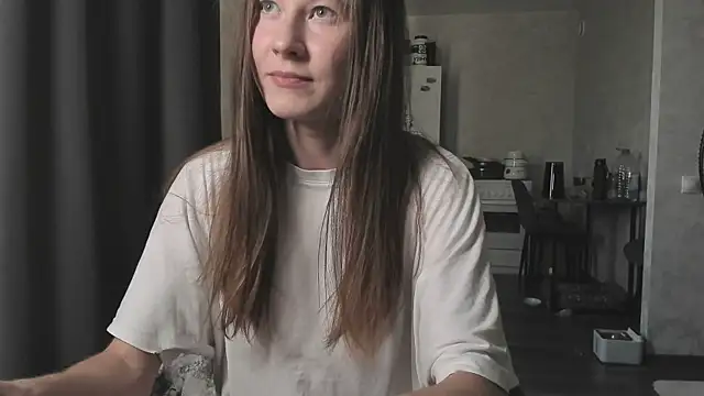 Snapshot of Courtney_Luv chatting on July 26, 2026, 2:46 pm Courtney Luv online show from July 26, 2026, 2:46 pm