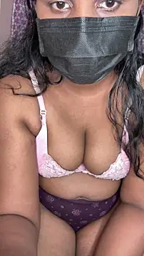 Snapshot of falooda288 chatting on February 18, 2026, 10:12 am falooda288 online show from February 18, 2026, 10:12 am