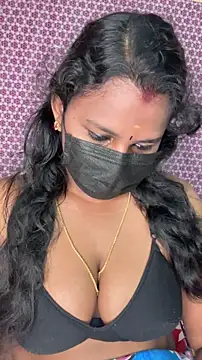 Snapshot of falooda288 chatting on March 27, 2026, 9:43 am falooda288 online show from March 27, 2026, 9:43 am