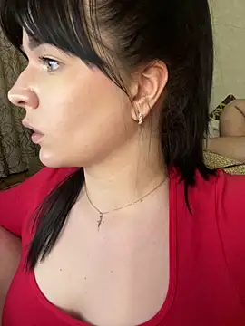 Snapshot of HellMoor chatting on February 18, 2026, 11:56 pm HellMoor online show from February 18, 2026, 11:56 pm