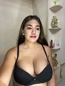 Snapshot of SexyFatHugeCock chatting on July 14, 2026, 5:52 pm SexyFatHugeCock online show from July 14, 2026, 5:52 pm
