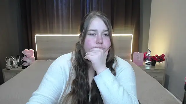 XX Daniella XX online show from February 9, 2026, 7:17 am