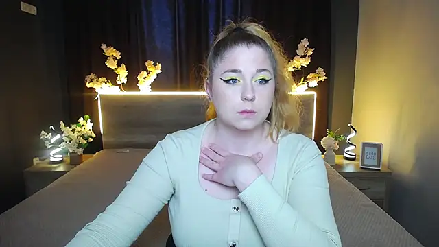 JessikaDaniel online show from March 9, 2026, 7:23 am