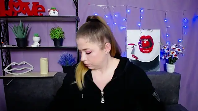 JessikaDaniel online show from March 11, 2025, 7:14 am