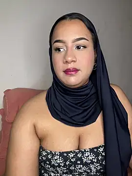 Snapshot of Maryam_yamal chatting on February 21, 2025, 2:48 pm Maryam yamal online show from February 21, 2025, 2:48 pm