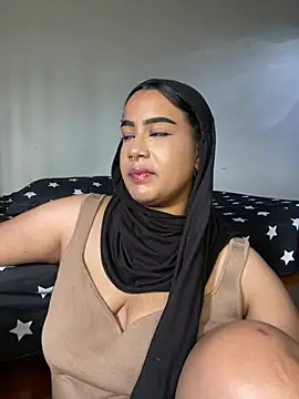 Snapshot of Maryam_yamal chatting on January 24, 2025, 8:22 pm Maryam yamal online show from January 24, 2025, 8:22 pm