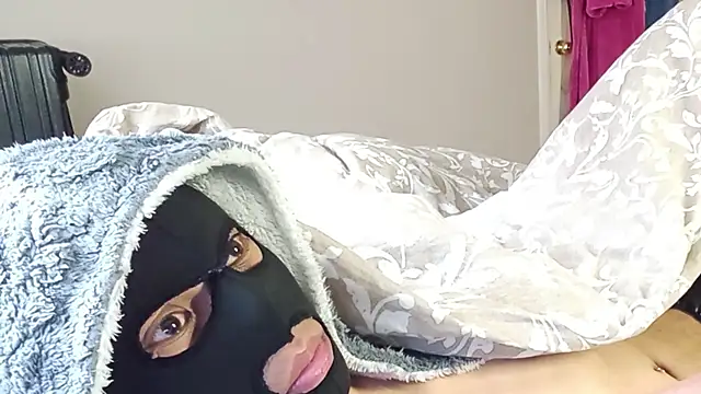 AmateurGuy23 online show from September 26, 2025, 8:59 pm