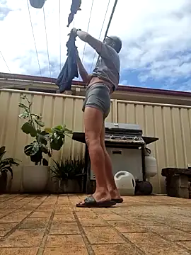 AmateurGuy23 online show from December 10, 2024, 4:13 am