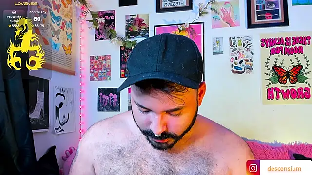 johnnyalx online show from June 15, 2026, 8:41 pm