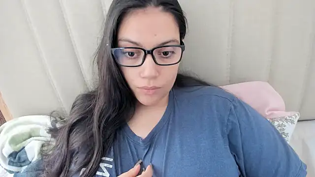 roniewester online show from October 5, 2025, 1:35 pm