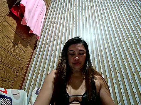 Snapshot of LalaiAsian chatting on August 3, 2026, 5:19 pm LalaiAsian online show from August 3, 2026, 5:19 pm