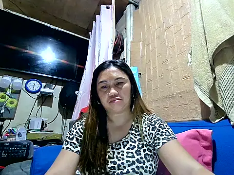 Snapshot of LalaiAsian chatting on July 2, 2026, 8:37 pm LalaiAsian online show from July 2, 2026, 8:37 pm