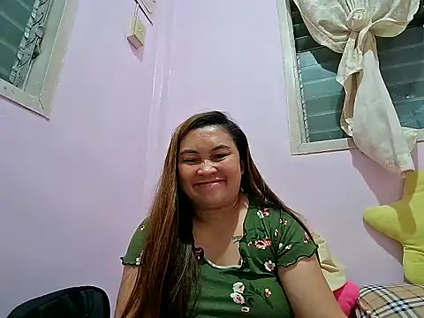 LalaiAsian online show from September 18, 2025, 12:08 pm