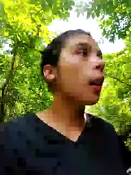 mariamac420 online show from February 8, 2025, 3:31 pm