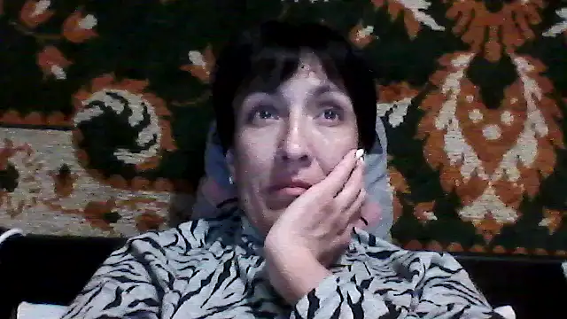 SunnyAmorre online show from April 30, 2026, 9:08 pm