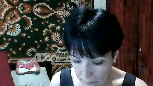 Snapshot of SunnyAmorre chatting on May 19, 2026, 6:09 am SunnyAmorre online show from May 19, 2026, 6:09 am