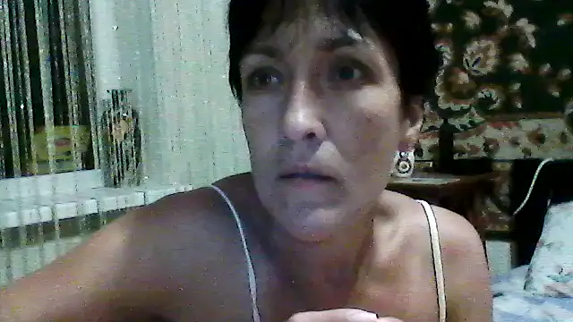 Snapshot of SunnyAmorre chatting on July 6, 2026, 9:17 pm SunnyAmorre online show from July 6, 2026, 9:17 pm