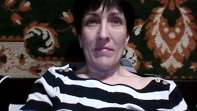 SunnyAmorre online show from May 1, 2026, 7:08 pm