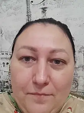 Rini333 online show from January 9, 2026, 6:42 am