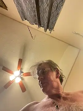 jck1m0t online show from March 5, 2025, 6:44 am