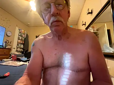 jck1m0t online show from October 1, 2025, 5:17 pm