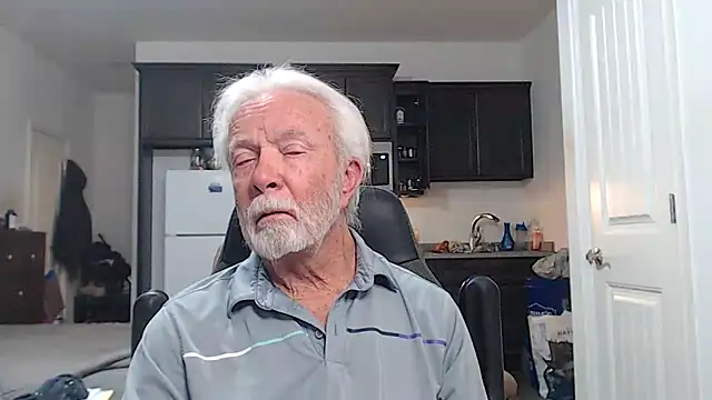 rockpoint69 online show from November 12, 2025, 10:41 am