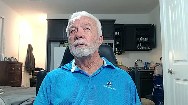 rockpoint69 online show from February 8, 2026, 9:07 am