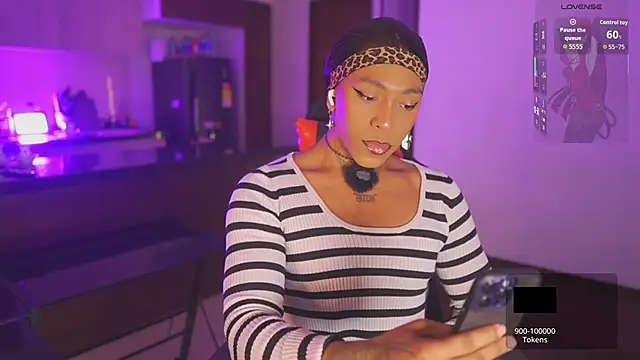 AmberRaus online show from January 11, 2026, 4:41 am