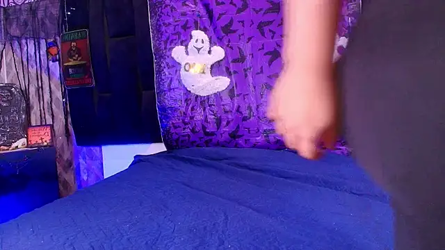 shelsyloreds online show from October 16, 2025, 12:13 pm