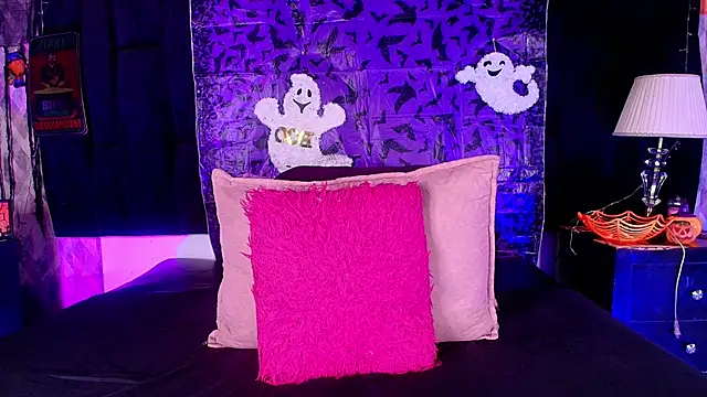 shelsyloreds online show from October 25, 2025, 12:04 pm