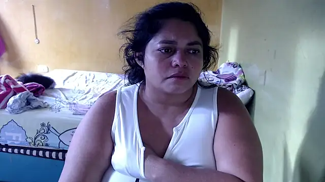 Snapshot of yulieth_bbw chatting on June 21, 2026, 11:49 am yulieth bbw online show from June 21, 2026, 11:49 am