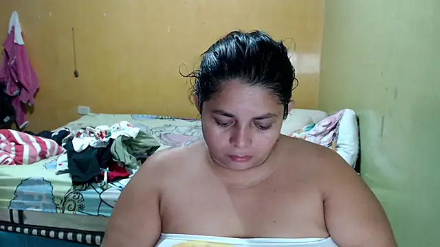 yulieth bbw online show from July 9, 2026, 1:06 am