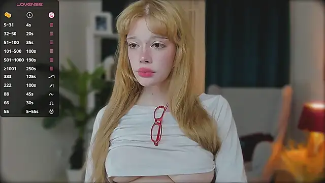 Snapshot of boobsybootie chatting on March 6, 2026, 9:32 pm boobsybootie online show from March 6, 2026, 9:32 pm