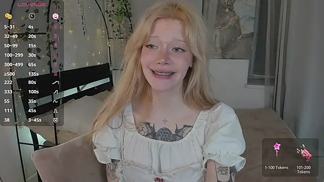 boobsybootie online show from July 3, 2026, 9:10 pm