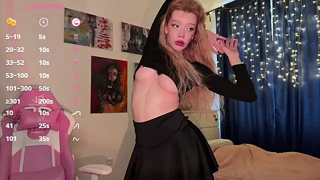 boobsybootie online show from March 6, 2025, 12:41 pm