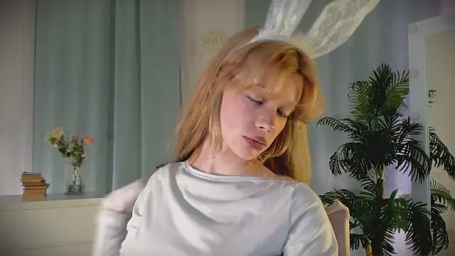 boobsybootie online show from June 18, 2026, 9:20 pm