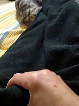 Snapshot of Yaramaz331 chatting on March 9, 2025, 3:43 am Yaramaz331 online show from March 9, 2025, 3:43 am