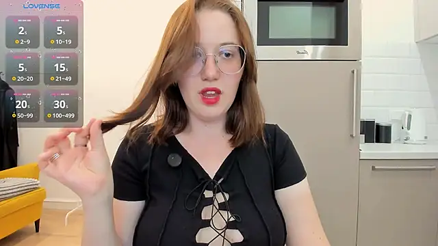 Charmy Gracy online show from July 30, 2026, 5:56 pm