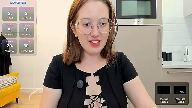 Charmy Gracy online show from June 23, 2026, 2:48 pm